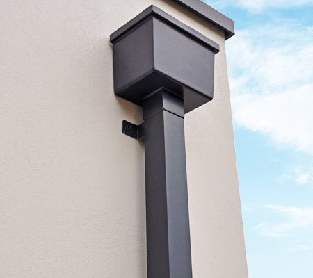 guttercrest aluminium rectangular hopperhead with square and rectangular downpipe and coping