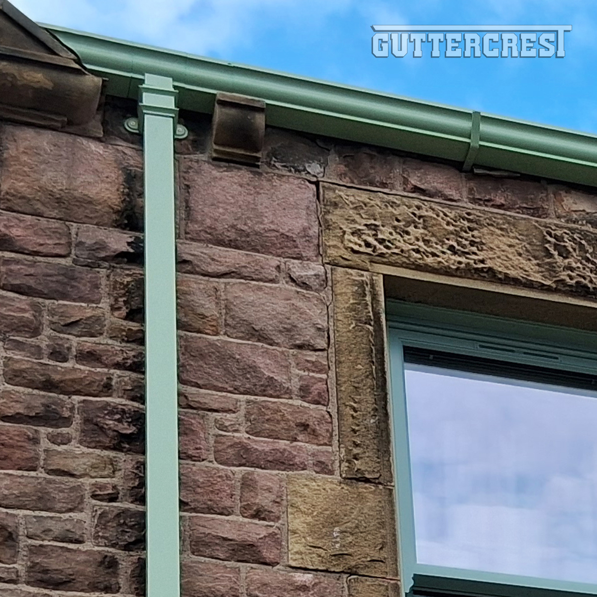 Heritage Sage aluminium moulded OGEE gutter with Georgian square downpipe